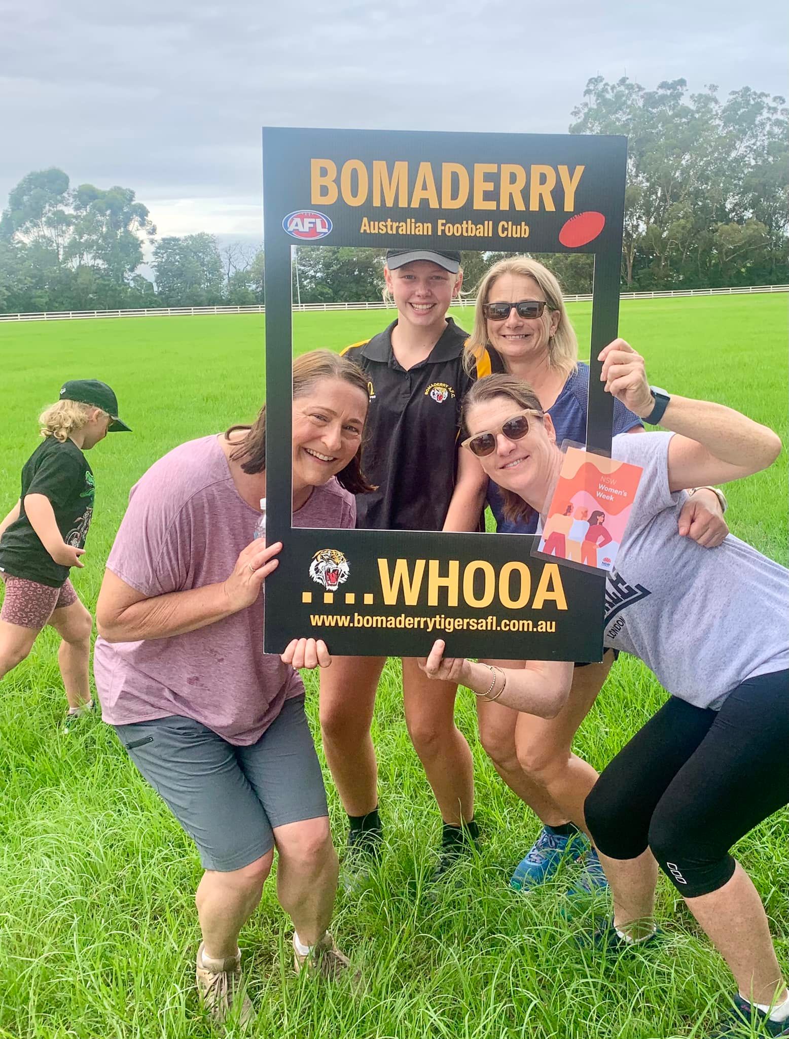 Media release: Fiona Phillips welcomes expressions of interest for the 2023-24 round of volunteer grants Main Image